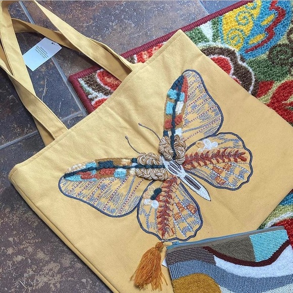 Butterfly tote hand embroidered - Picture 2 of 2